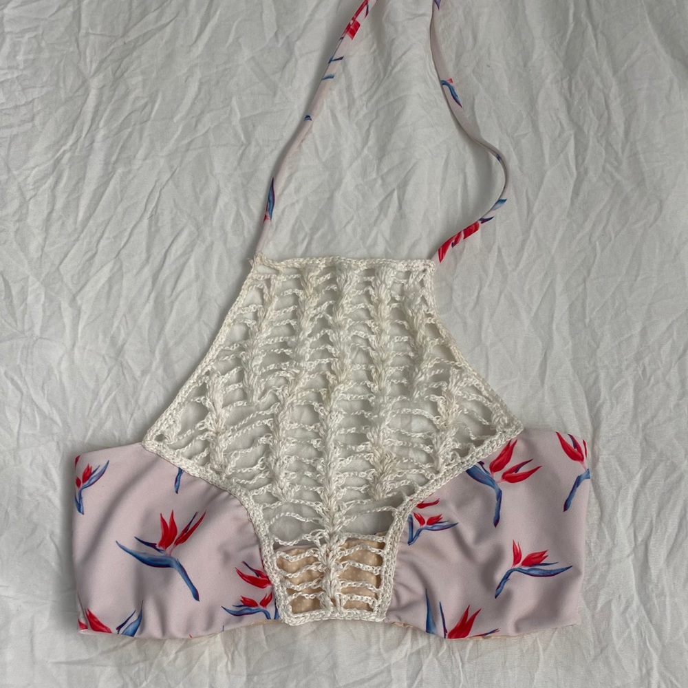 Acacia Swimwear top